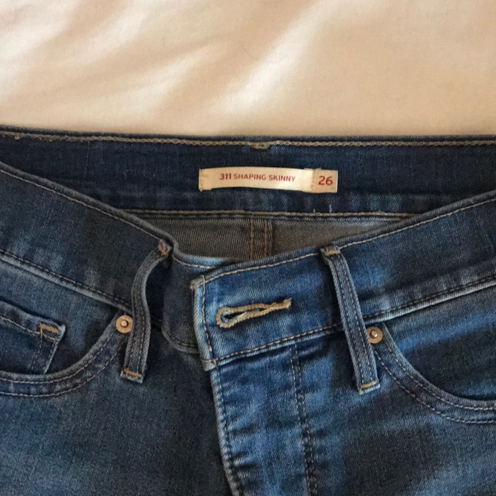 Levi’s shaping skinny jeans